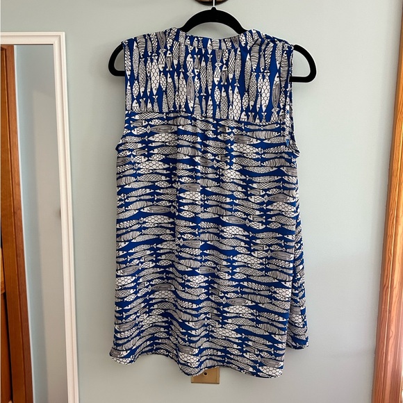 Alfani Fish Sleeveless Blouse - Picture 3 of 4